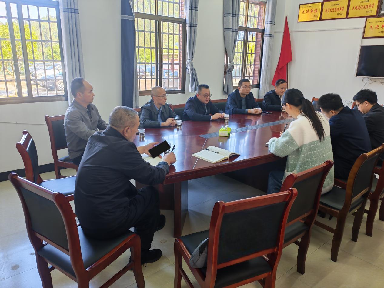 周其伟赴茶陵县西坑村指导乡村振兴工作