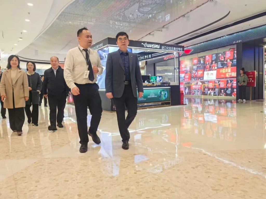 省商务厅副厅长石峰岗一行来株调研