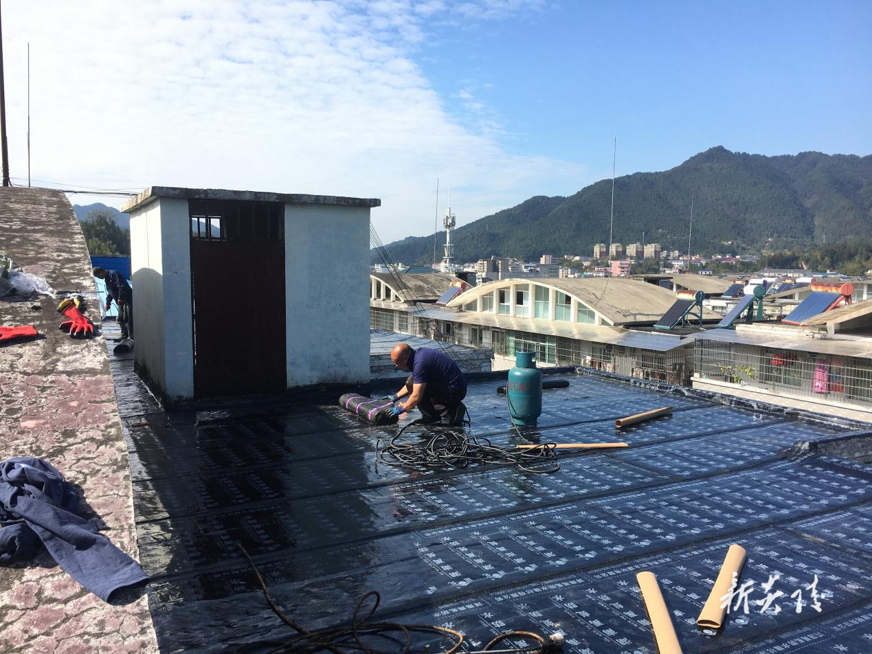 县住保中心：小区改造“焕新”进行时