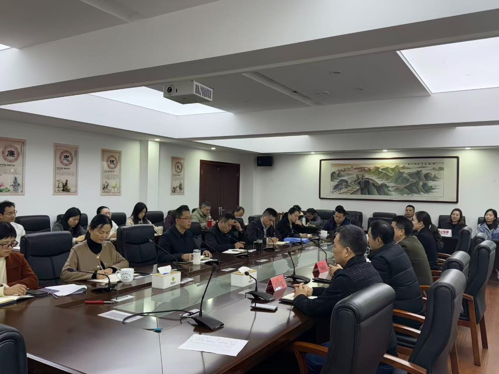 市供销社召开2025年11月社务会