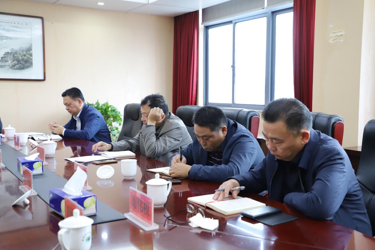 市生态环境局召开第十二次理论学习中心组学习