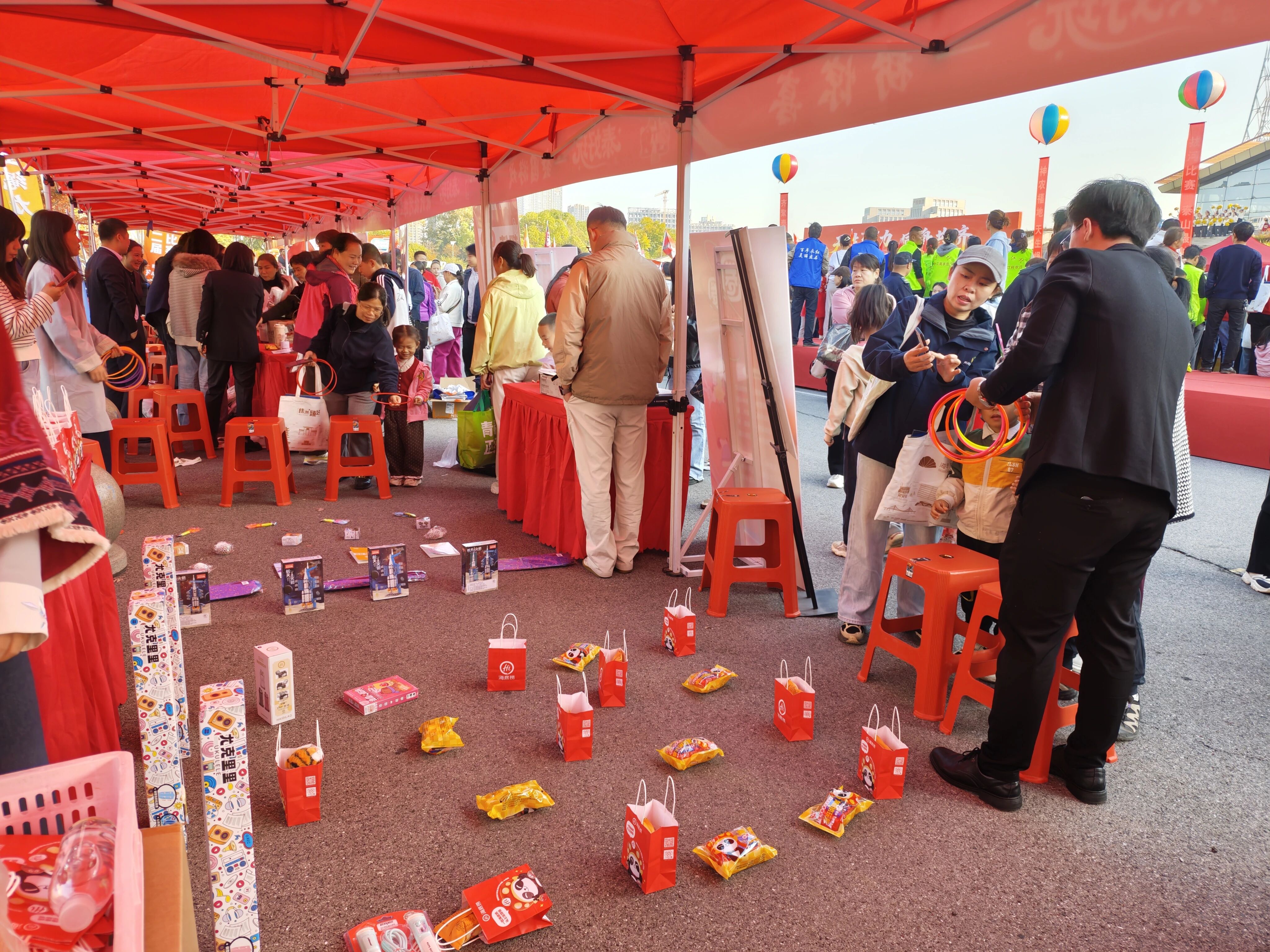 人人人人人我人人人人人！这场拔河“泰”精彩！