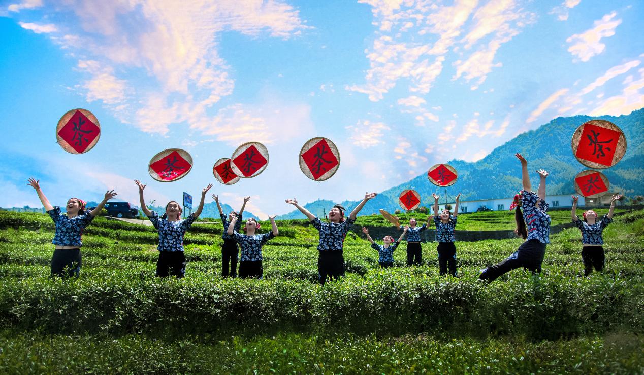 攻坚克难求突破 生态治理见真章