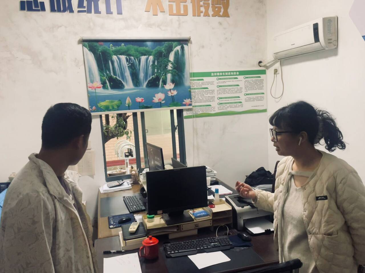 渌口区统计局扎实开展统计基层基础规范化建设工作