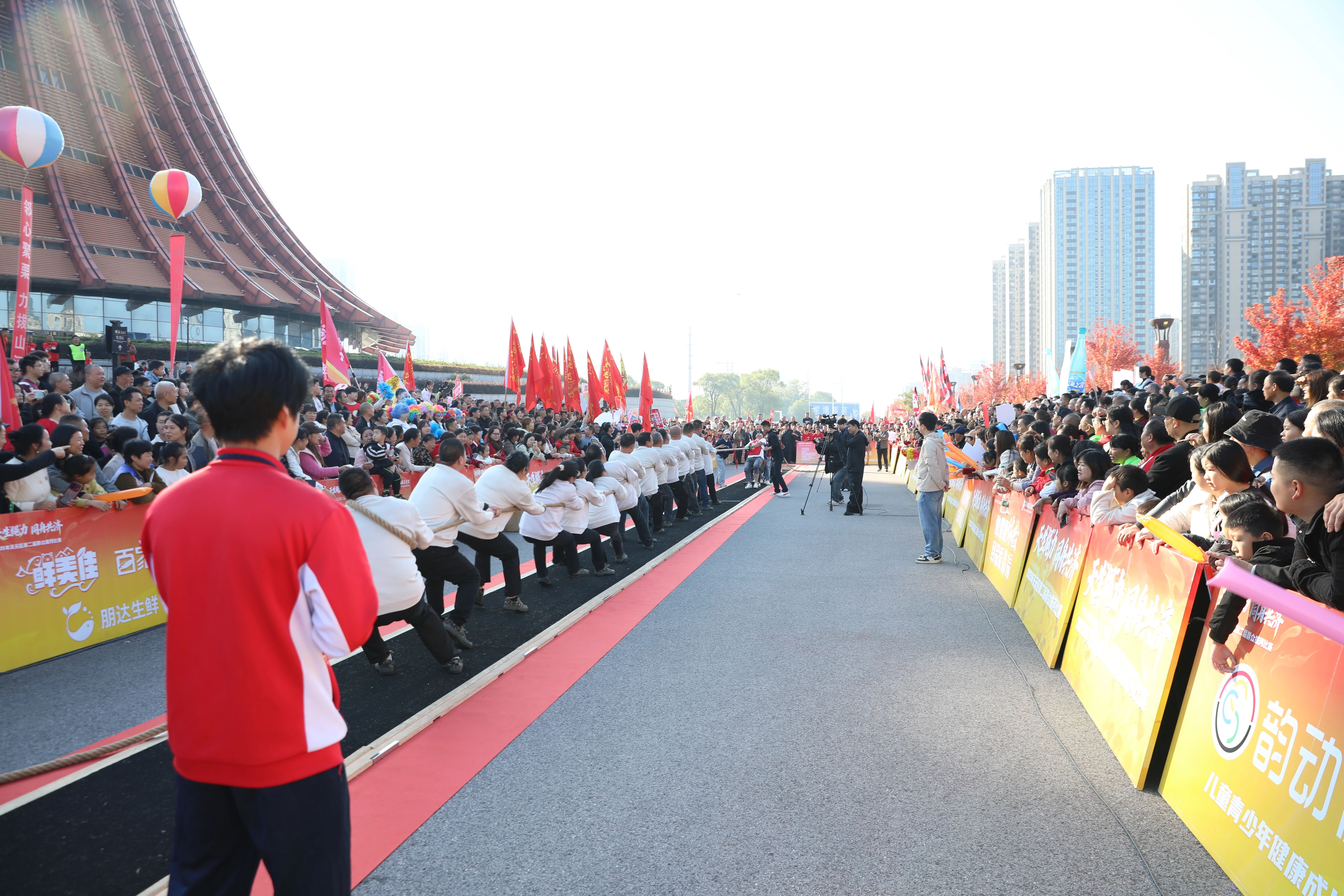 人人人人人我人人人人人！这场拔河“泰”精彩！