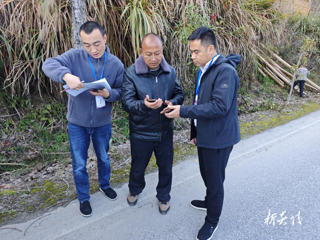 中村瑶族乡：调研企业发展情况 推动年末经济发展