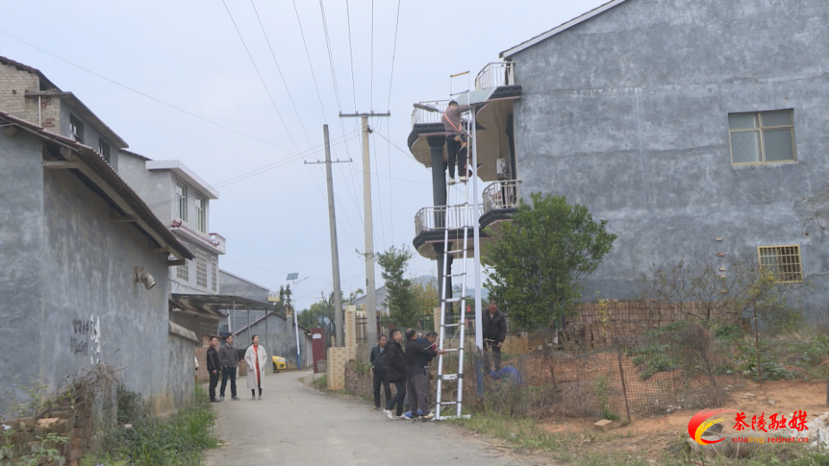 1000盏新灯点亮茶陵乡村夜！“万企兴万村”公益行动暖民心