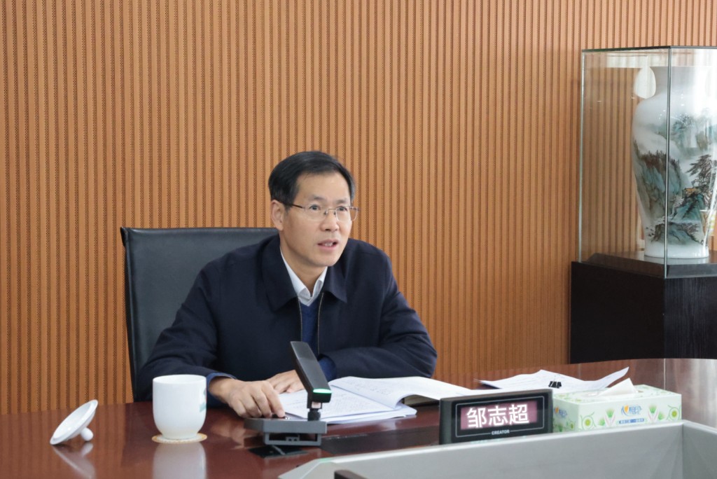 株洲经开区党工委召开会议