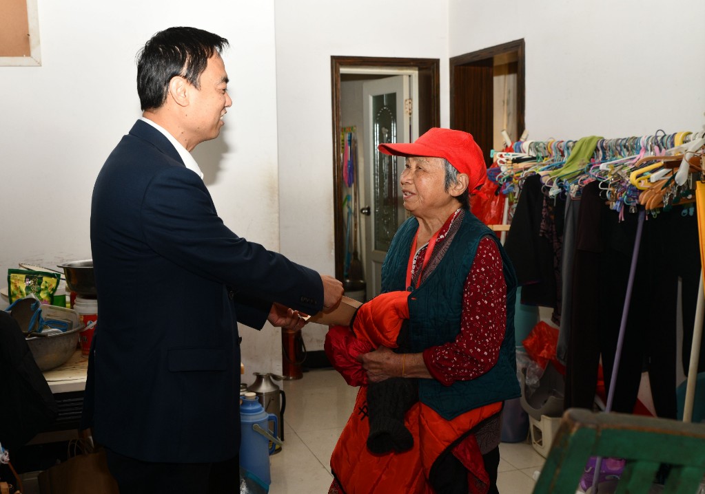 株洲市交通事务中心积极开展 “株事有礼・我们的社区”志愿服务活动