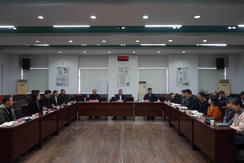 株洲油茶产业再添新引擎 市林科所与市油茶产业协会共建油茶科技小院签约