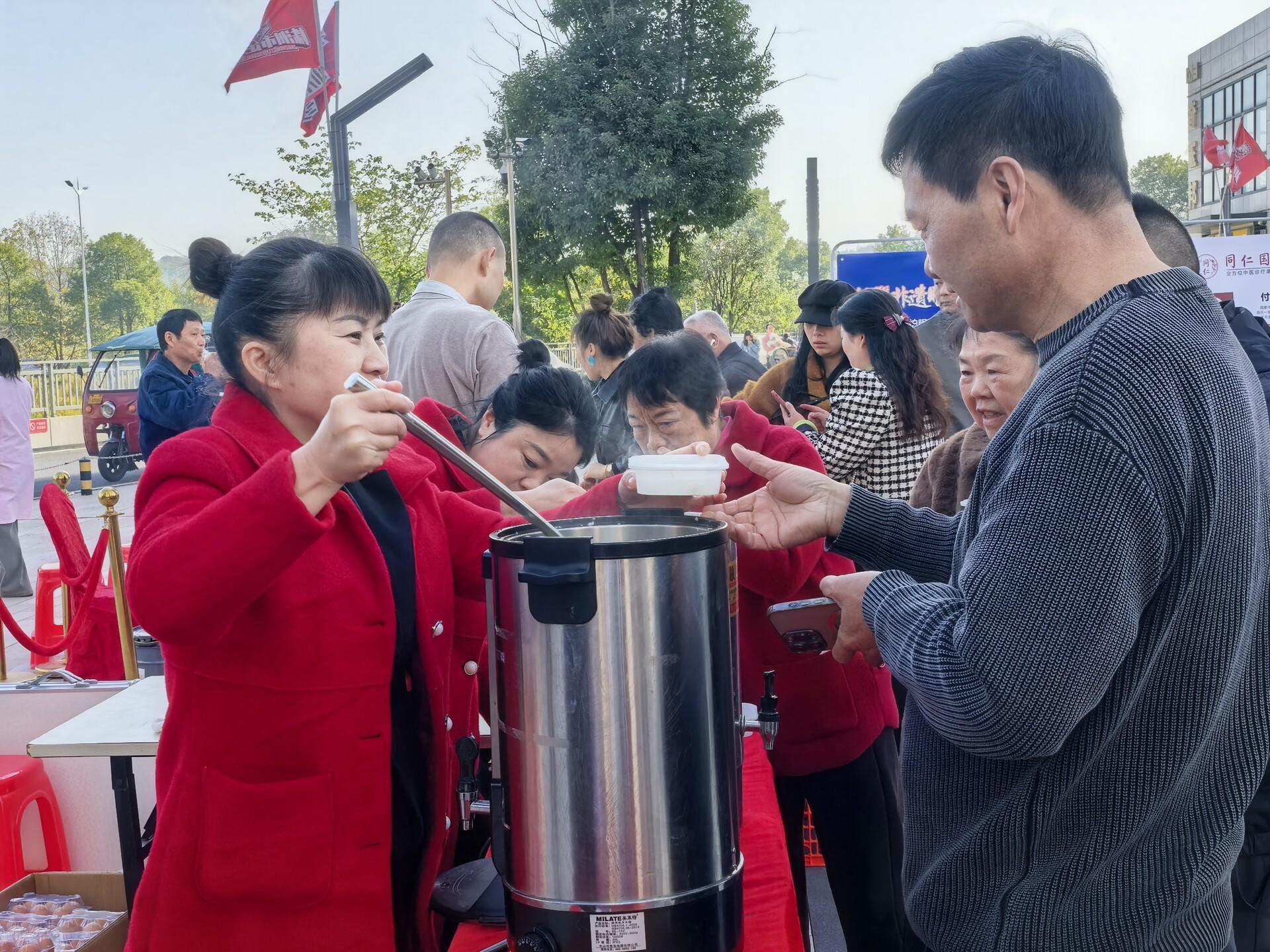 暖冬共聚，幸福启航 | 大岭社区年终盛典暨首届合伙人授牌仪式温情上演