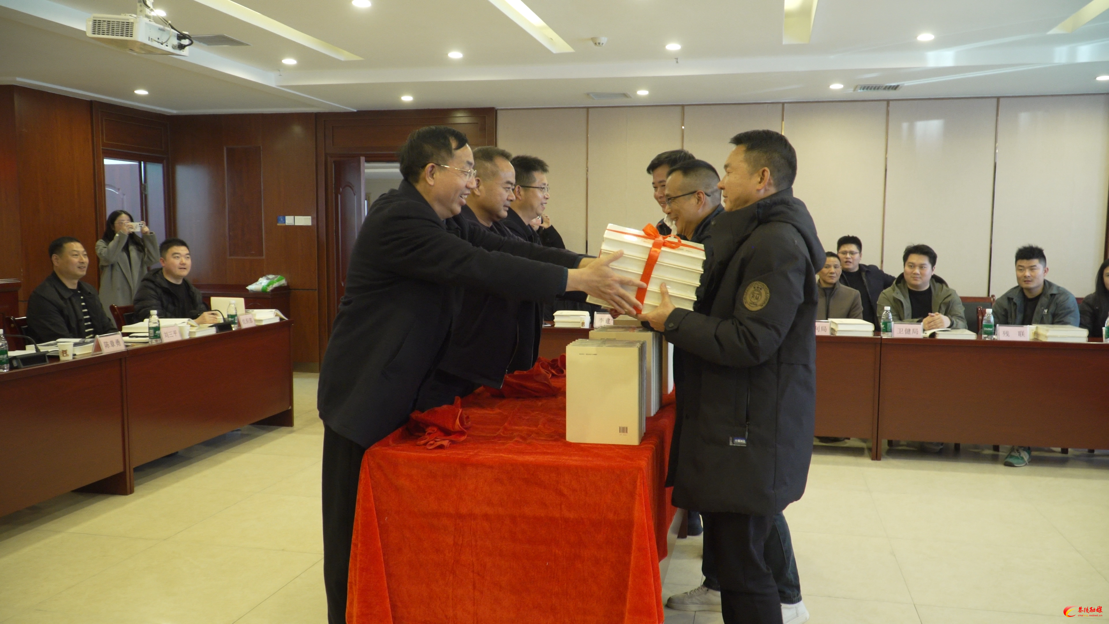 《茶陵县扶贫志》出版发行