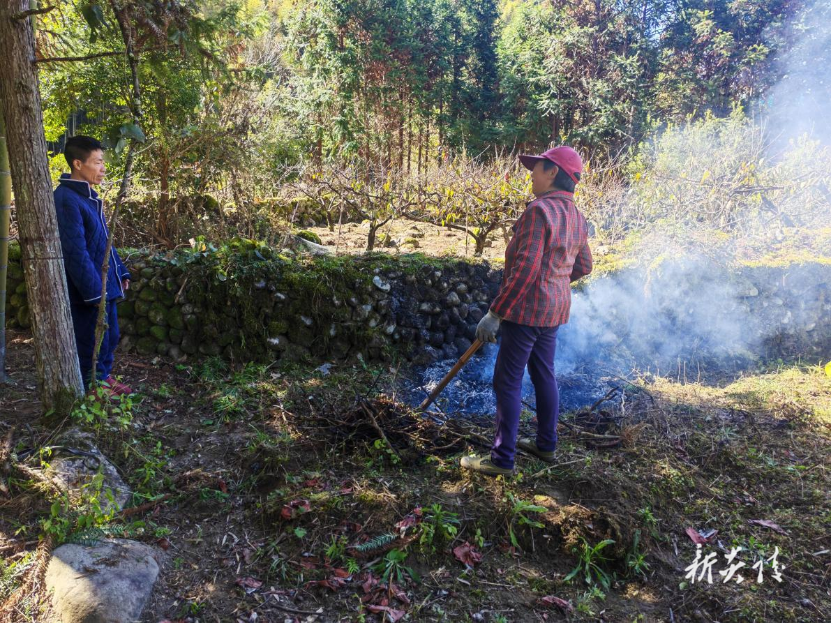 策源乡开展冬季防火巡逻 筑牢森林安全“防火墙”