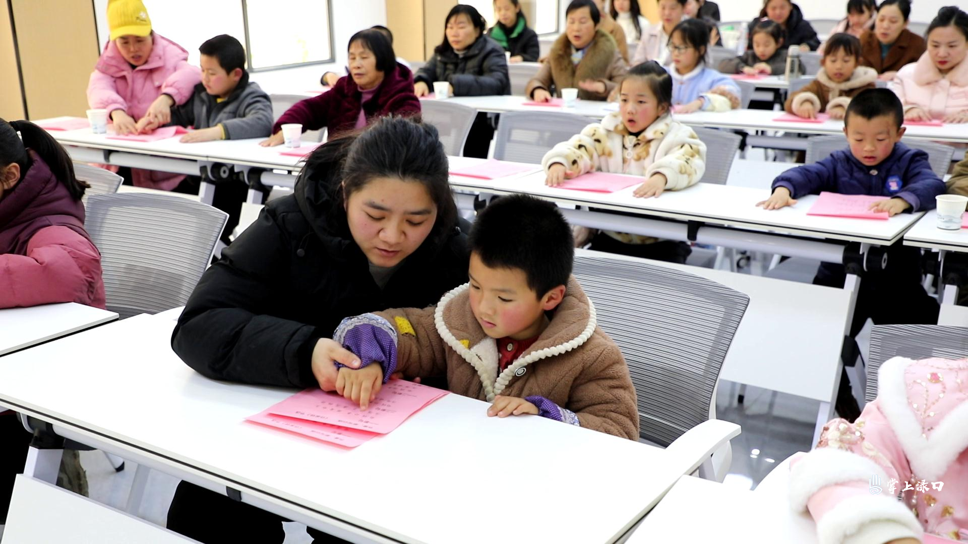 从书法展到诵读会 渌口区文化馆为市民奉上“新年礼”