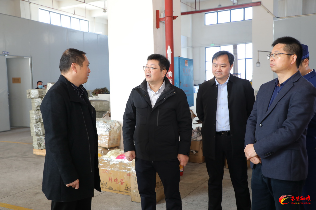 杨红兵“四不两直”暗访督导安全生产工作