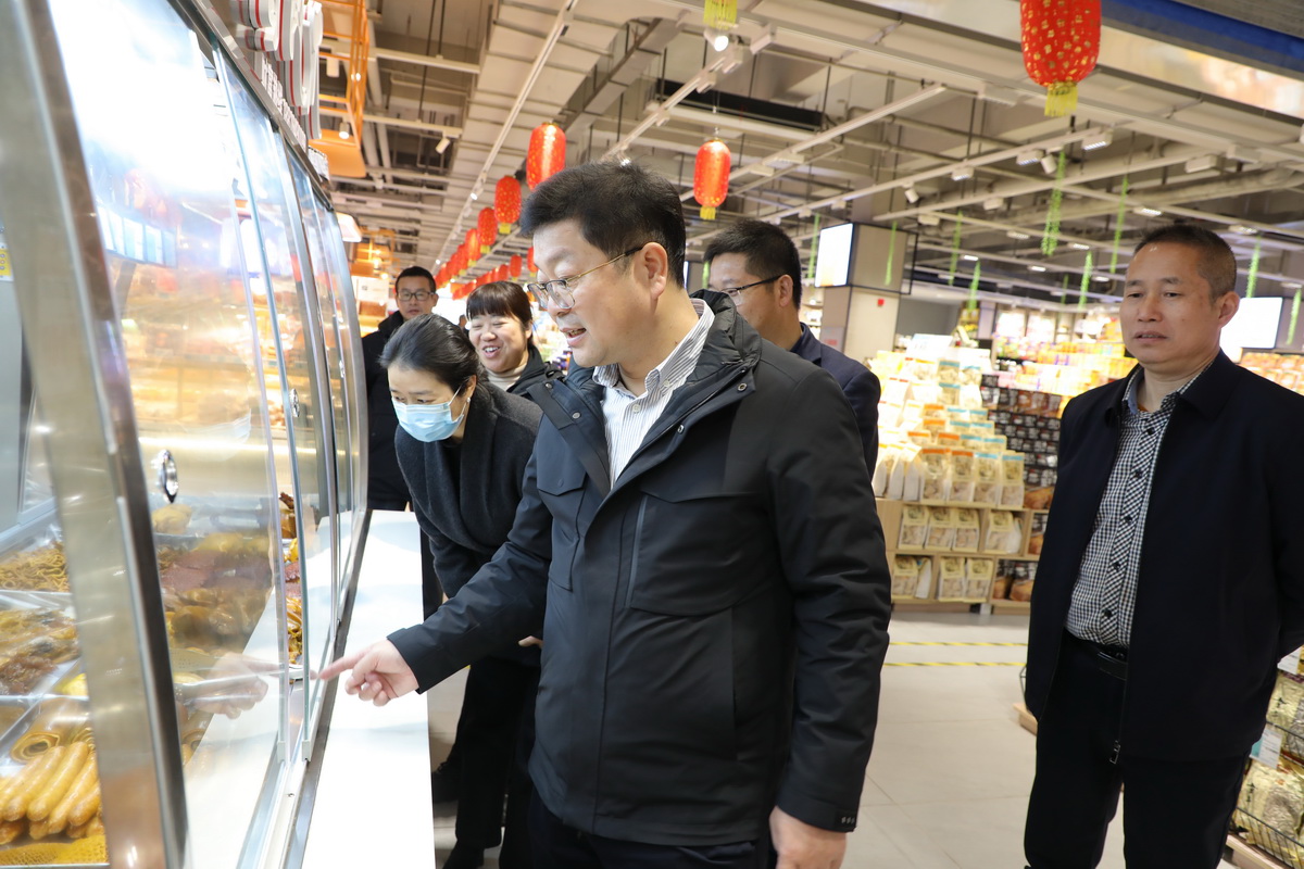 杨红兵:营造安全、繁荣、和谐的节日消费环境