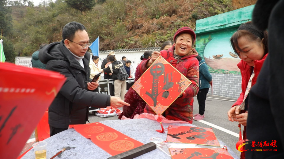 2026年“送戏曲进万村·送书画进万家”文艺惠民演出活动走进茶陵