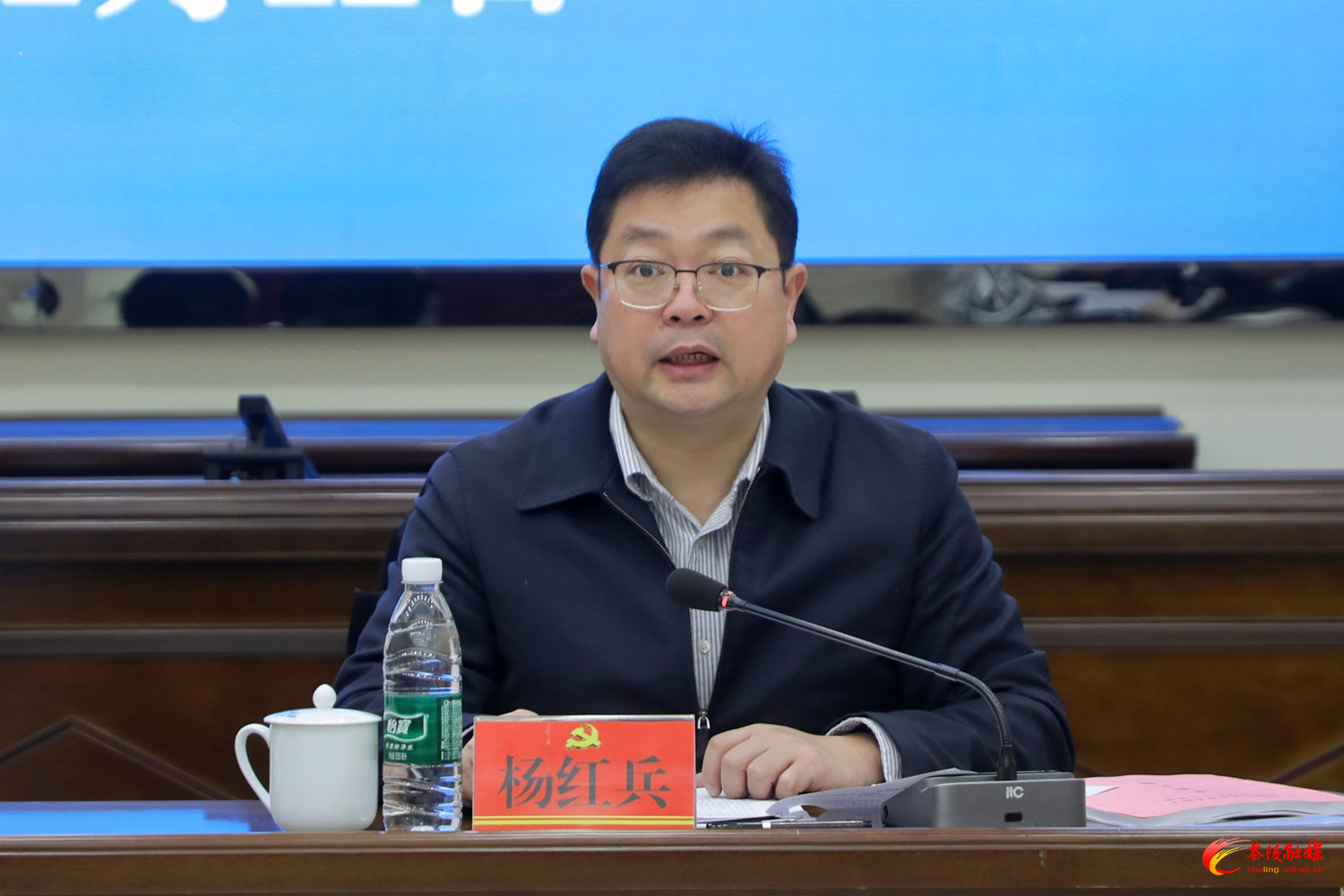 县委常委班子召开2025年度民主生活会