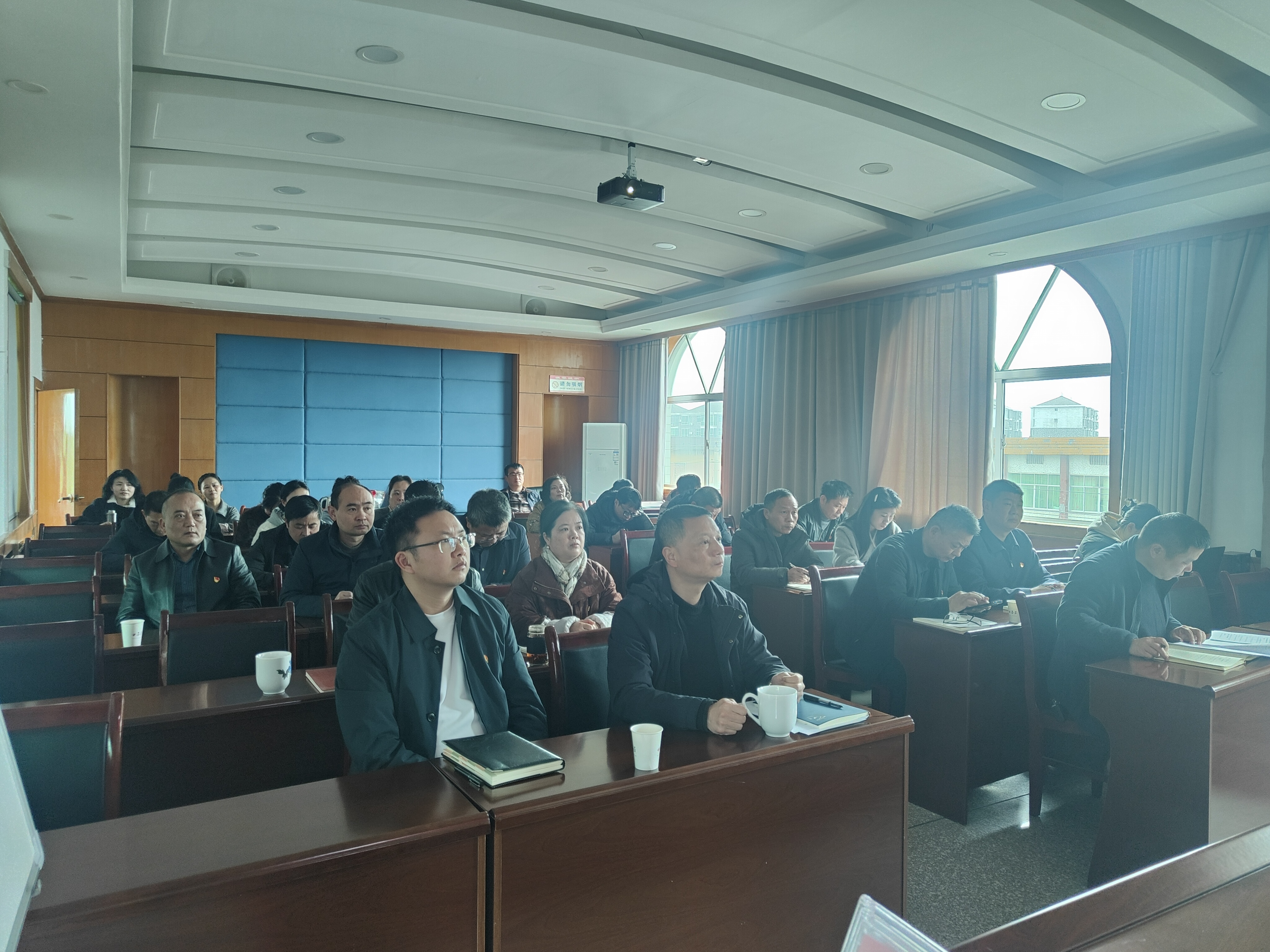 攸县生态环境分局组织开展新春第一课暨2月份党日活动