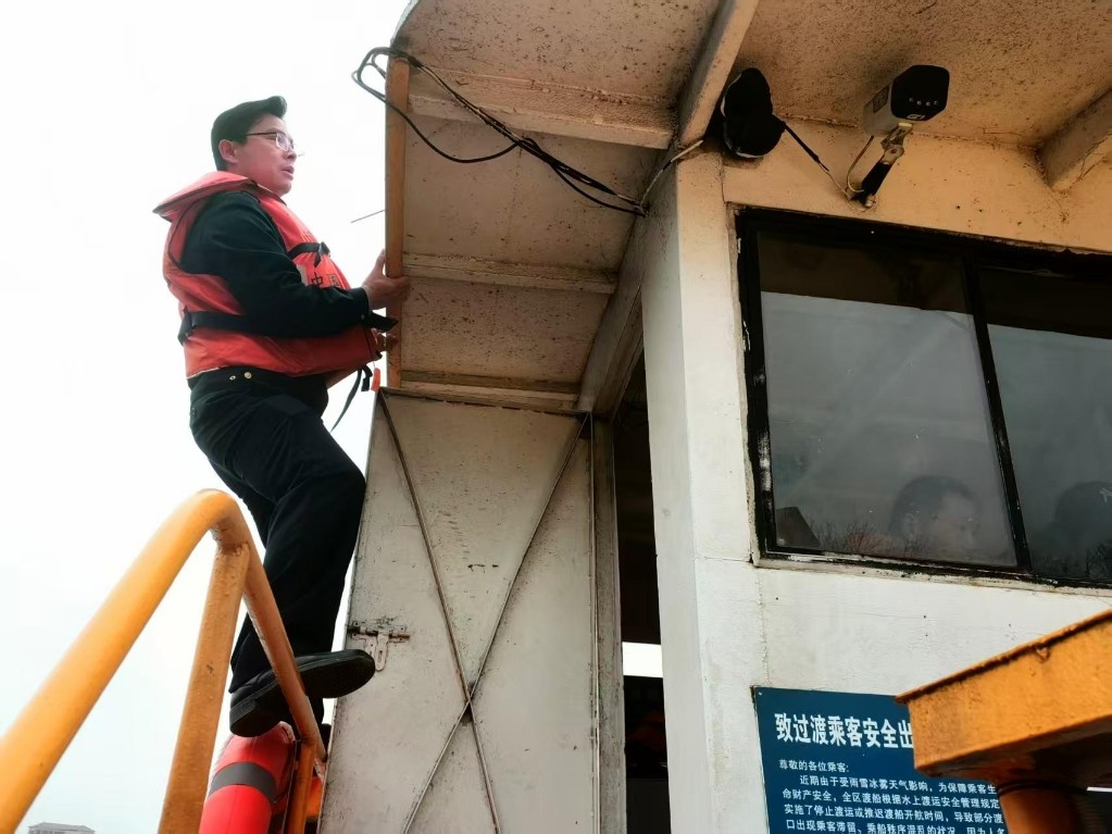 以案为鉴守底线 警钟长鸣保安全 ——株洲交通执法部门集中开展船员安全警示教育系列活动