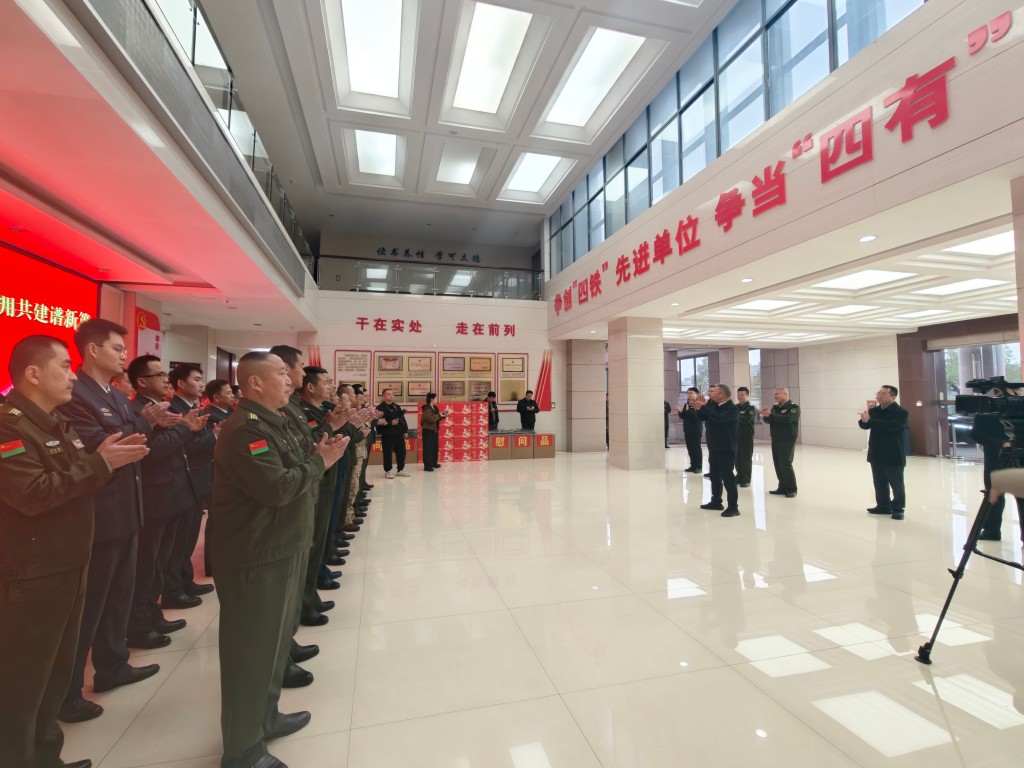 株洲：开展春节走访慰问驻株部队、退役军人及其他优抚对象活动