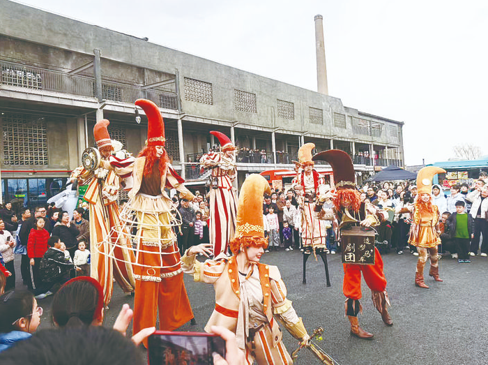 老厂房里的新年味