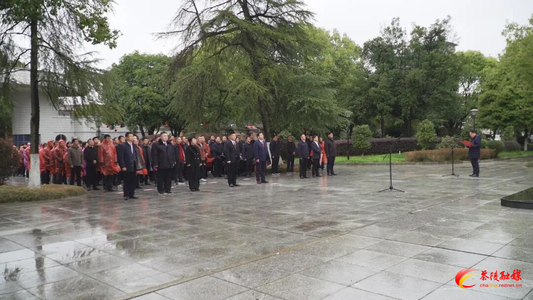 马年首个工作日：茶陵举行升旗仪式