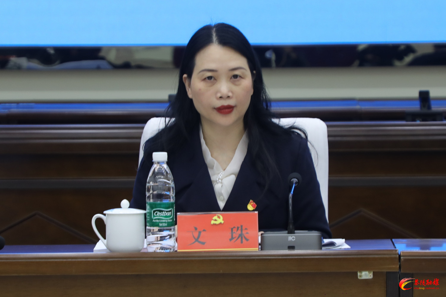 县委常委班子召开2025年度民主生活会