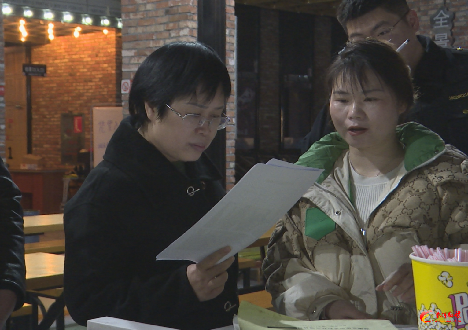 李甜甜带队开展春节前文化出版市场“扫黄打非”暨安全生产专项检查工作