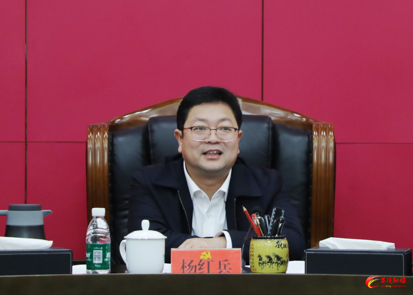 杨红兵主持召开中共茶陵县委常委会2026年第4次会议