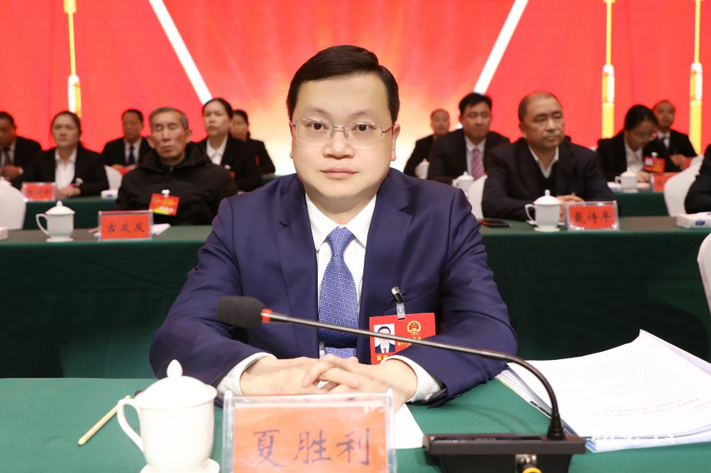 炎陵县第十八届人民代表大会第六次会议胜利闭幕