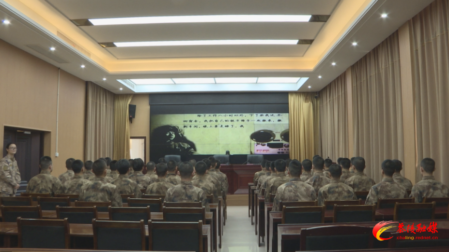 县人武部开展学雷锋主题活动 传承红色精神