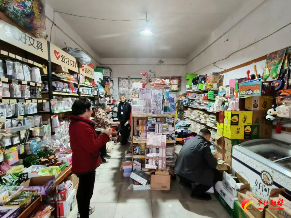 茶陵县市监局开展校园周边商品安全专项检查