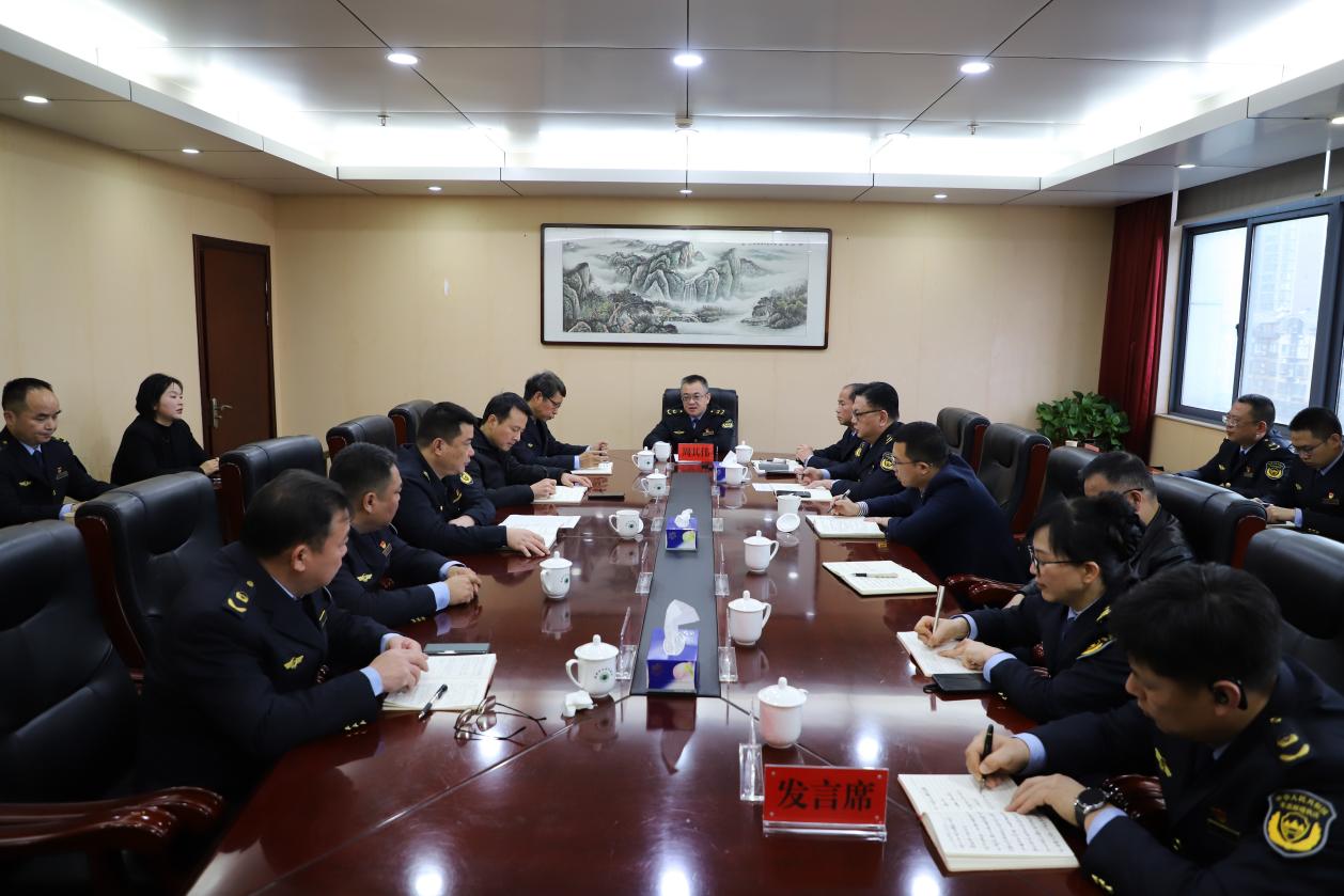 市生态环境局召开第二次理论学习中心组学习