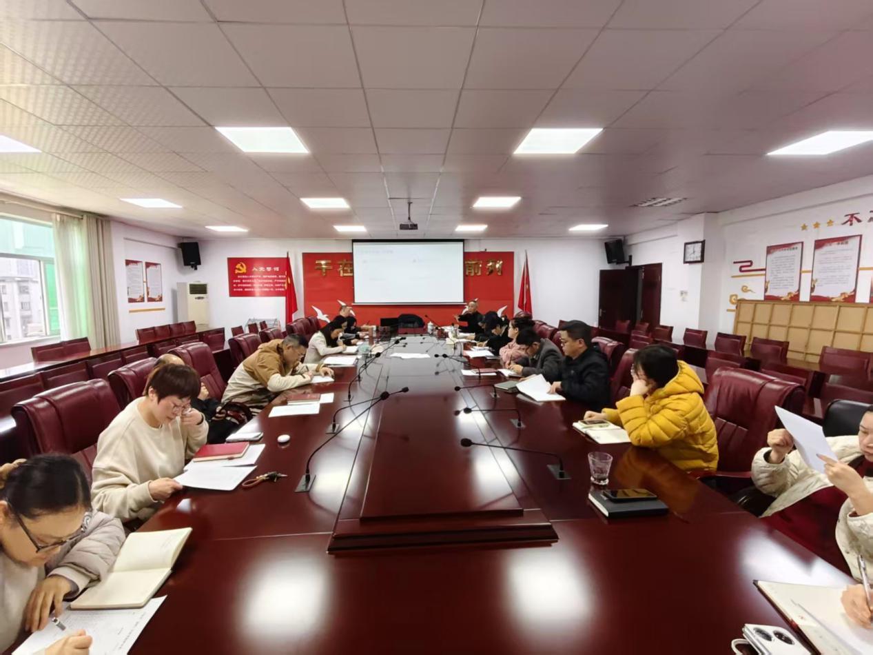 株洲市农机事务中心召开4月局务会