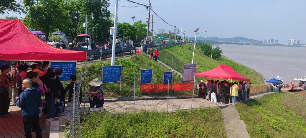 株洲交通执法部门全力保障古桑洲水上渡运安全