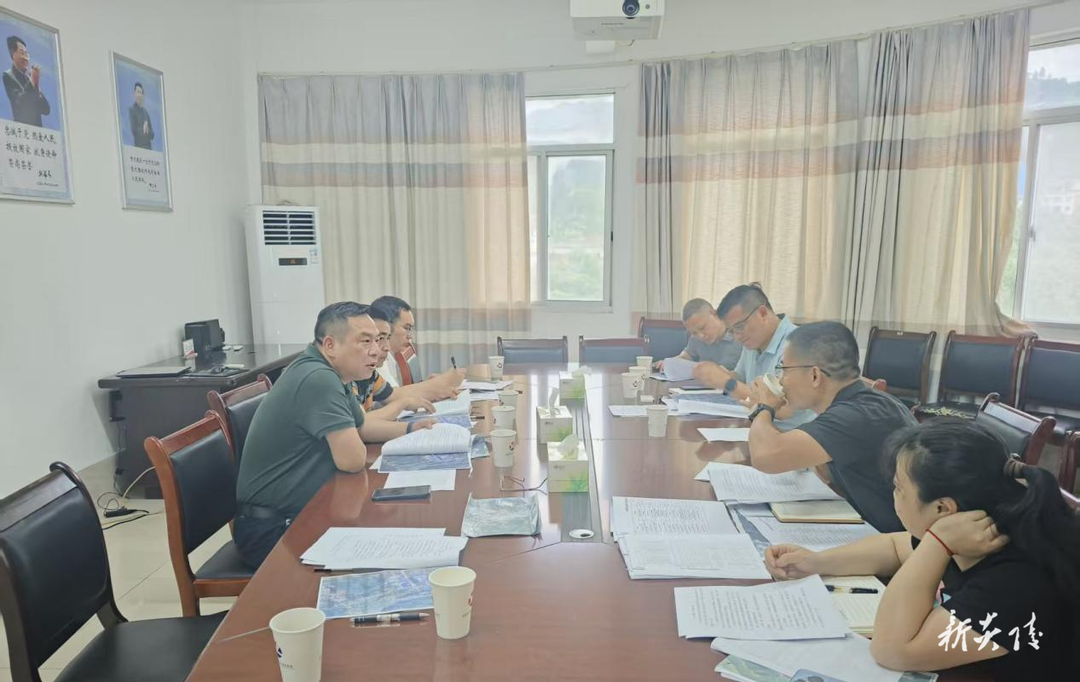 县自然资源局：上门服务进园区 助企纾困零距离