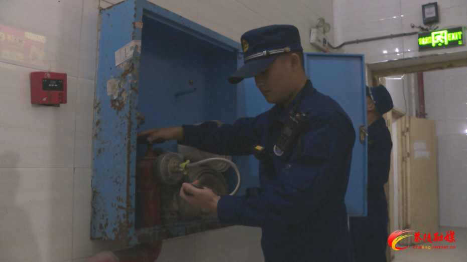 排查安全隐患 茶陵消防护航高层小区居住安全