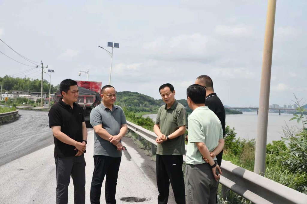 “迅”应“汛”保畅通   严阵以待护平安 ——市交通事务中心全力应对本轮强降雨天气