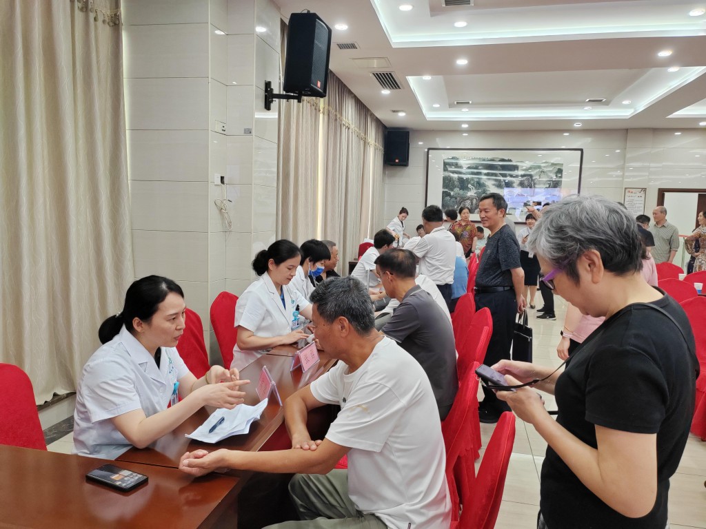 学思想聚银晖 护健康启新程——株洲市直机关老干部工作第三片组专题系列活动正式启动