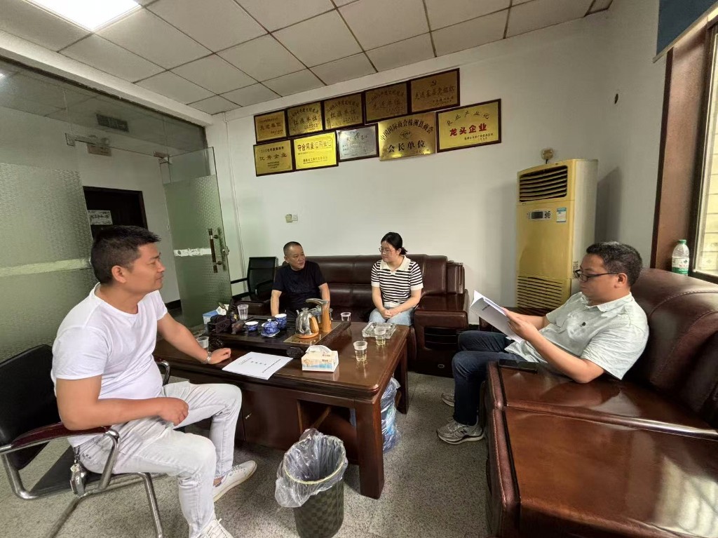 严把投档审核关 护航惠农政策落地 —— 株洲市开展钢架大棚补贴投档企业现场核查工作