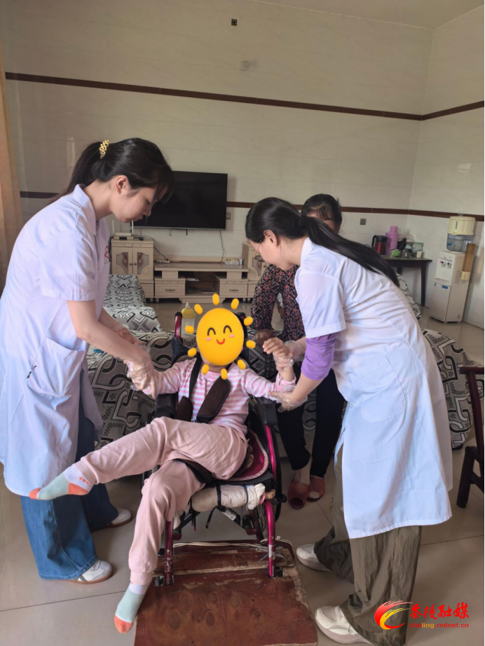 茶陵县送教上门名师工作室联合多家单位开展精准送教活动