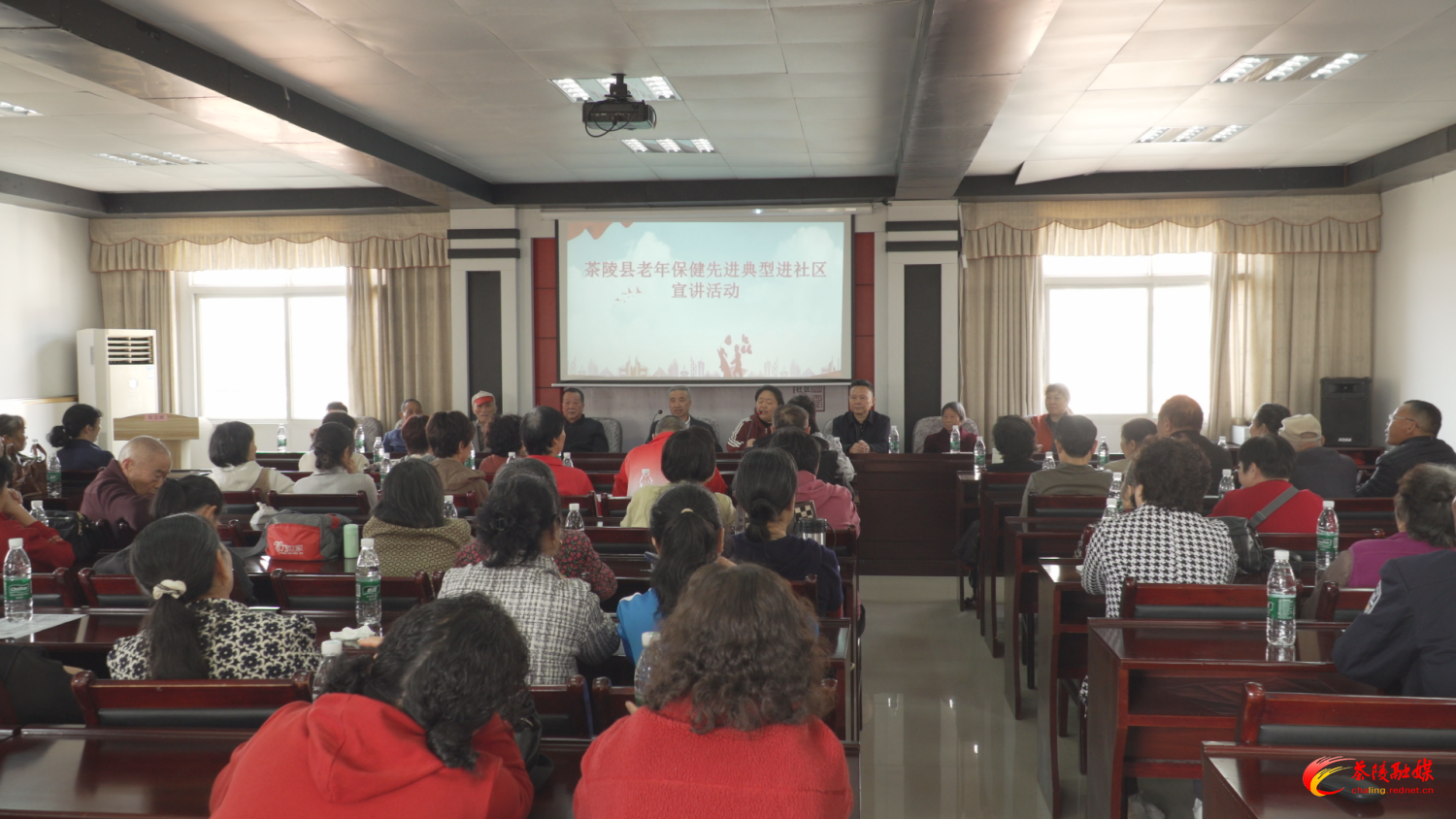 【阅卷•民生可感】织密老年健康“服务网” 托起幸福“夕阳红”