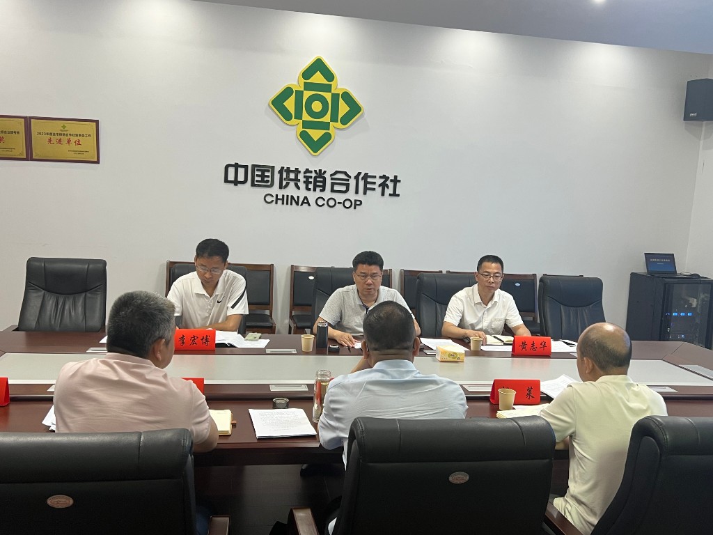 市供销社党组书记、理事会主任彭小中赴渌口区调度流动供销工作
