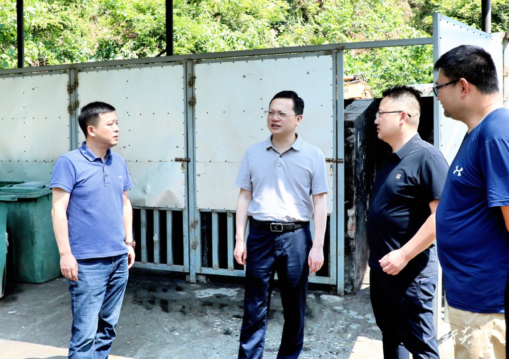 夏胜利到鹿原镇督导生态环境保护工作