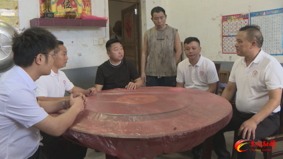 暖心帮扶！茶陵个私协会爱心救助患病女孩