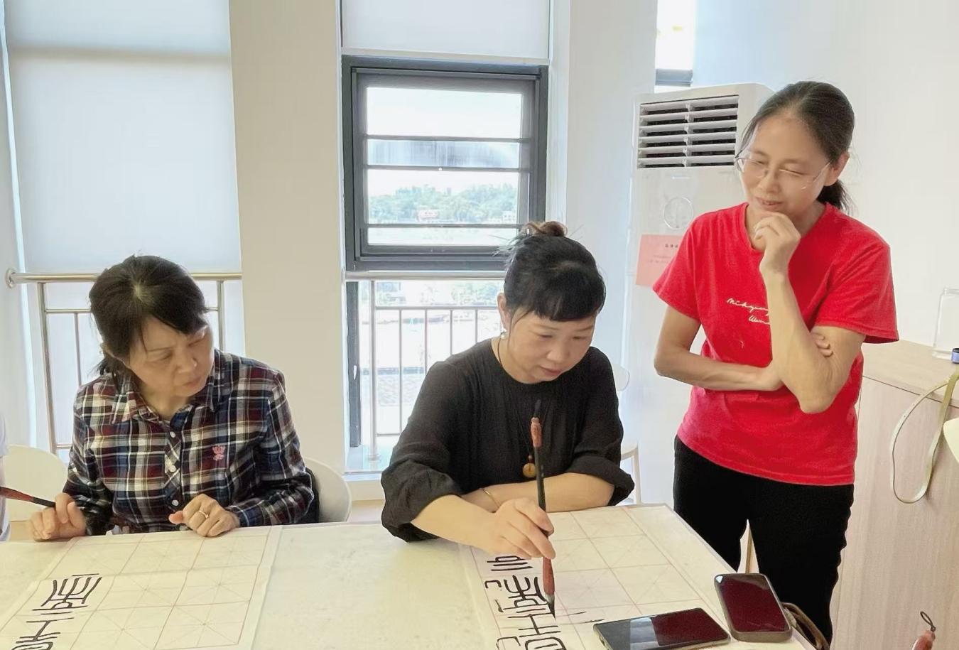 墨香润民心 笔墨传福韵——芦淞区文化馆2026年春季隶书书法公益培训圆满结课