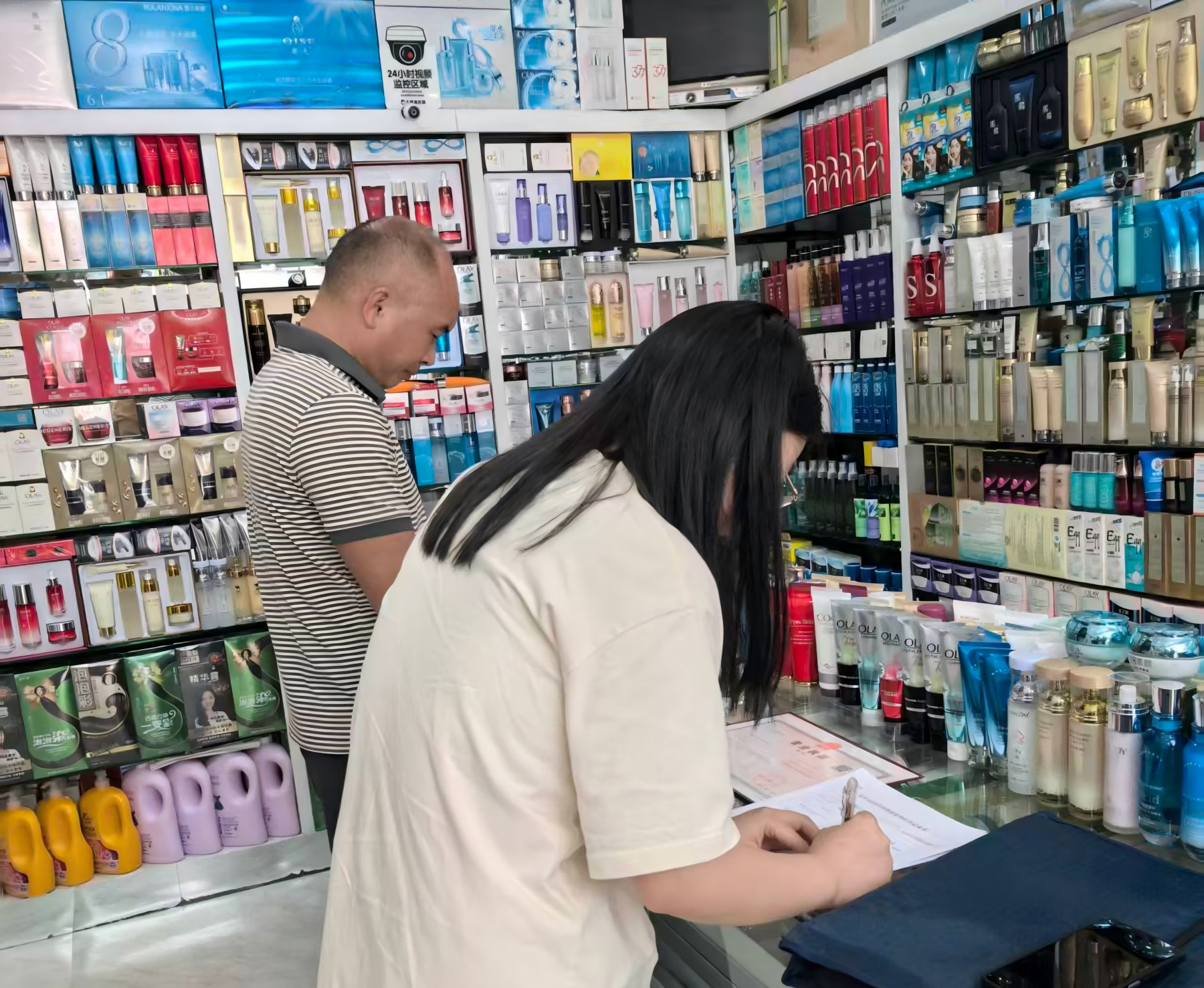 炎陵县开展化妆品安全排查整治行动