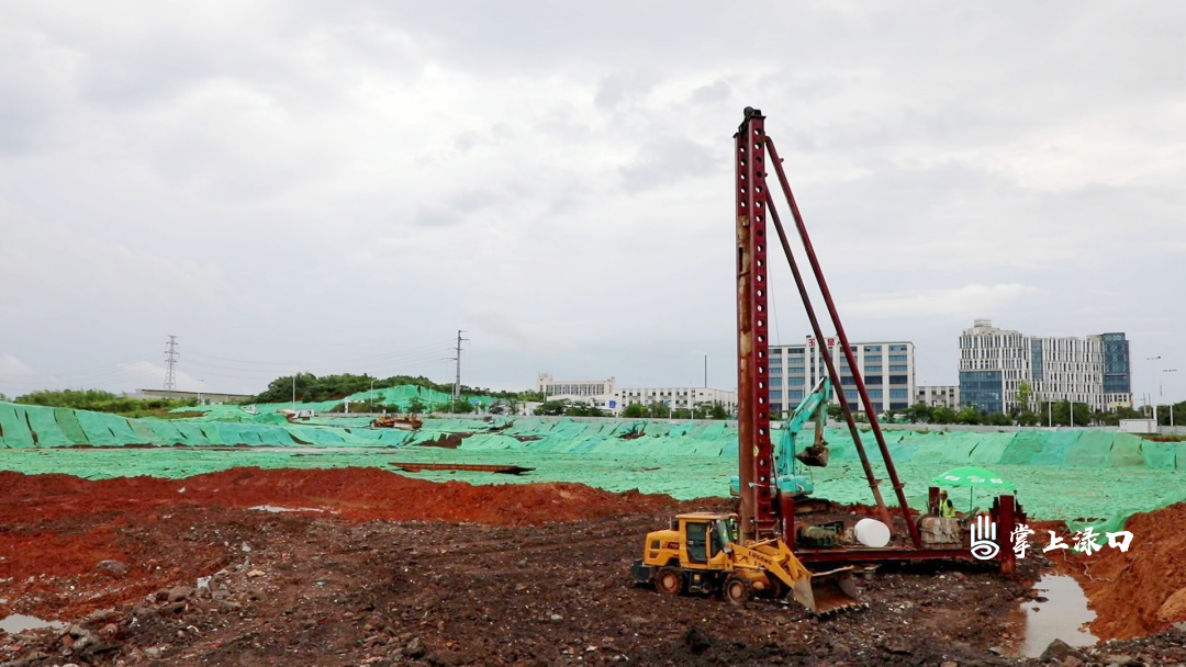 【项目攻坚增效年】聚焦“超级工厂”建设 渌口区召开大型叶片智能制造基地项目调度会