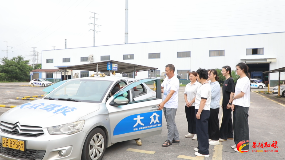 学生“主力军”涌入  茶陵驾考市场持续升温